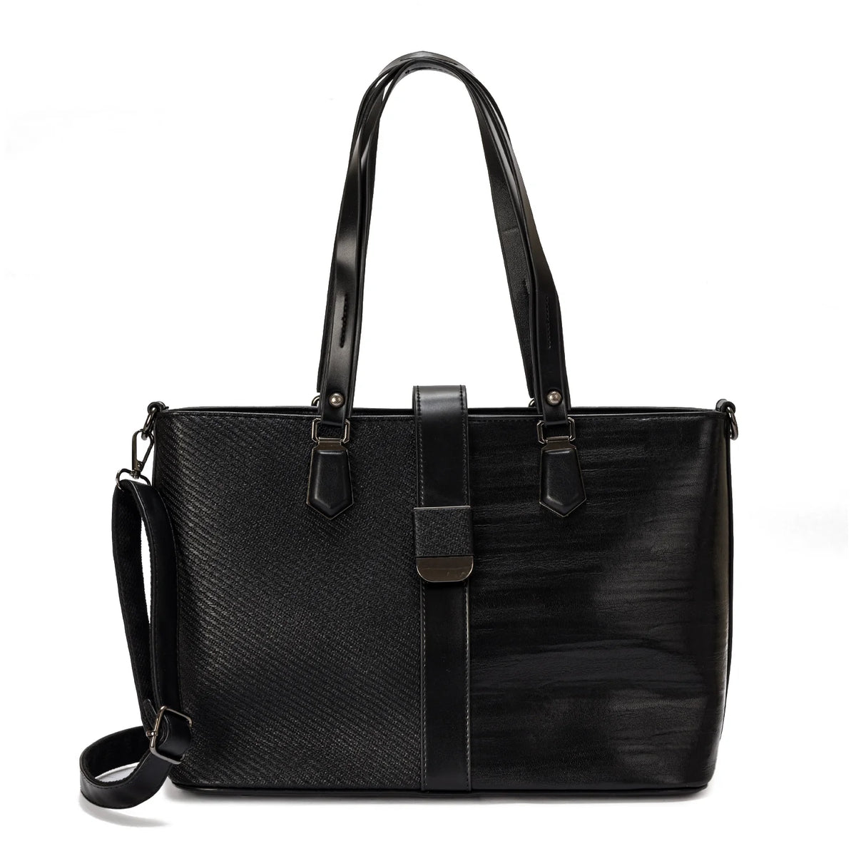MA1637 Black
