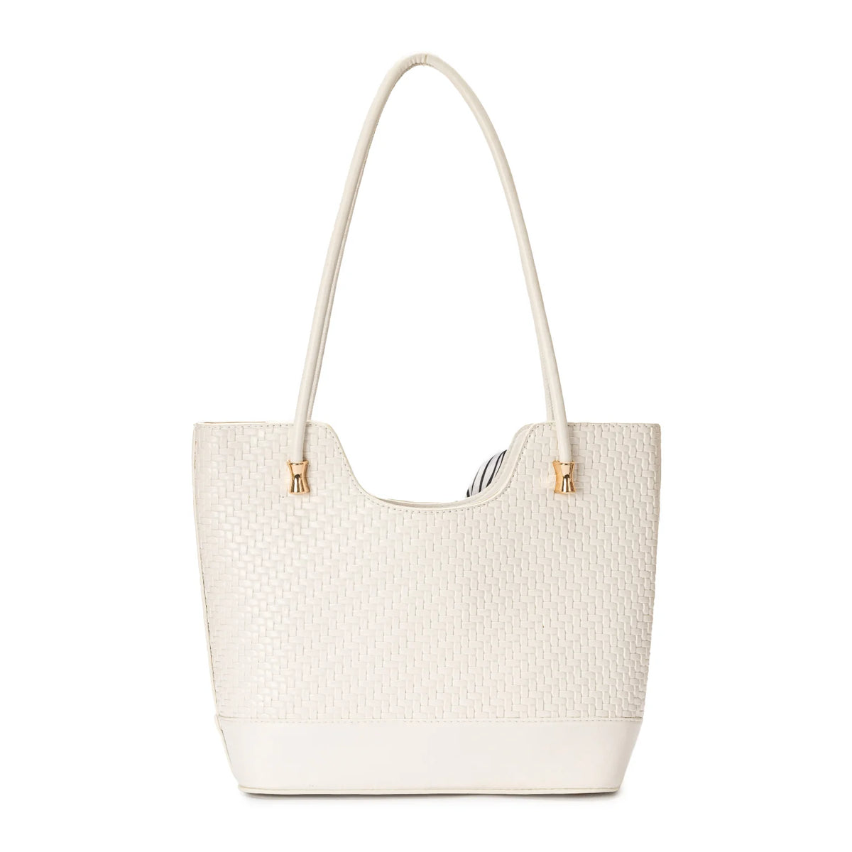 HK153 White