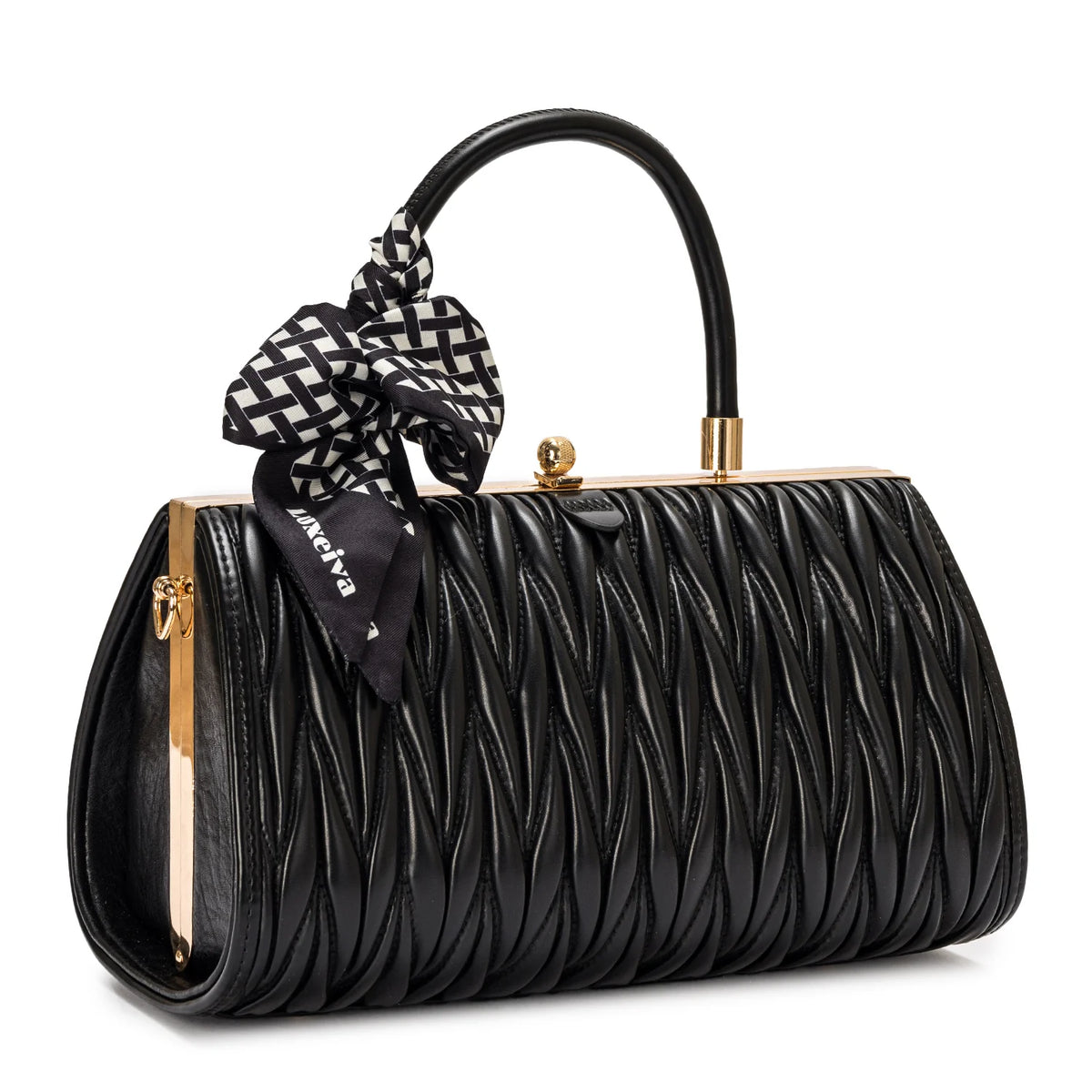MA1063 Black