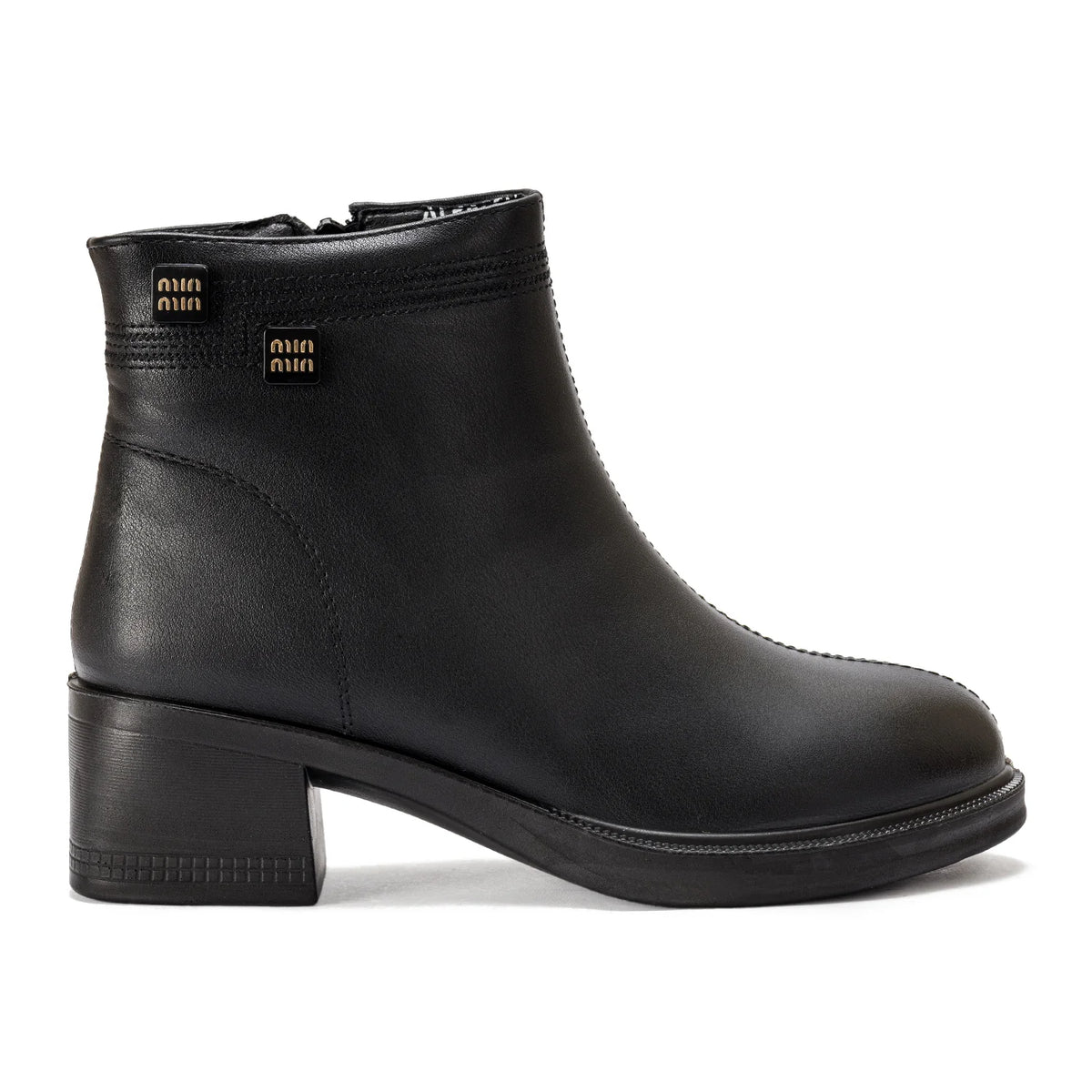 S623 Black