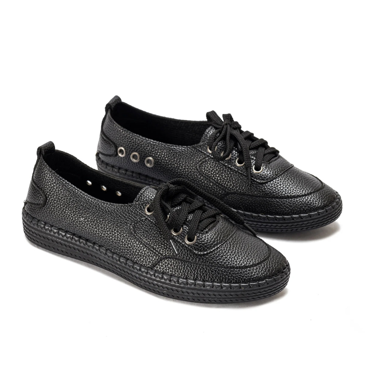 VE2004 Black