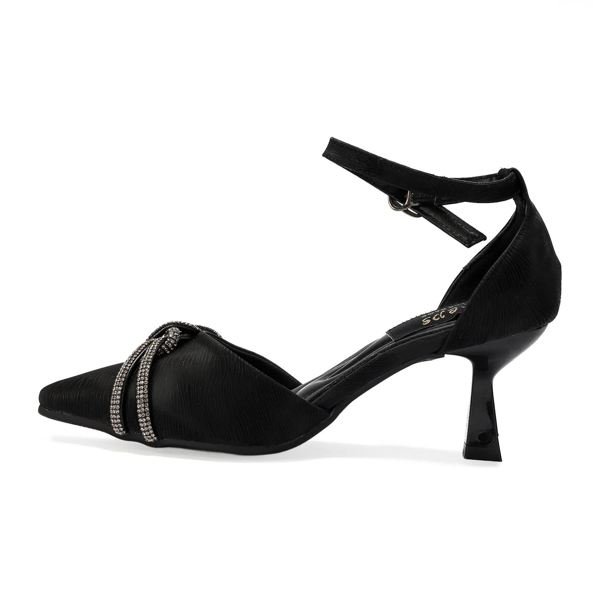 SF-748 Black